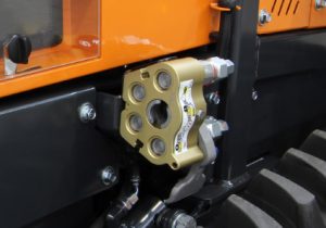 HYDRAULIC COULPLING (CEJN) (optional)